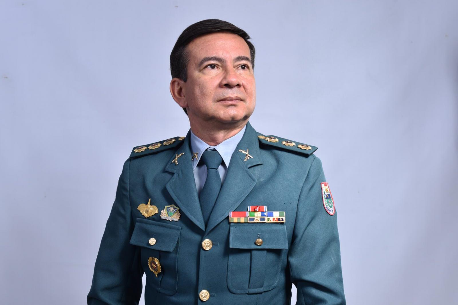 Vereador Villasanti homenageia Policiais Militares com entrega da Medalha Mérito Legislativo Tenente Coronel da PM Benedito Campos Couto.