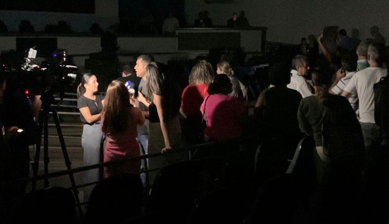 Após apagão, vereadores suspendem votação e fazem sessão extraordinária na quarta-feira dia 11/12/2024.