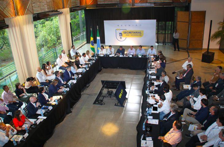Com atuação positiva, Governo de MS avalia ações estratégicas e contratos de gestão.