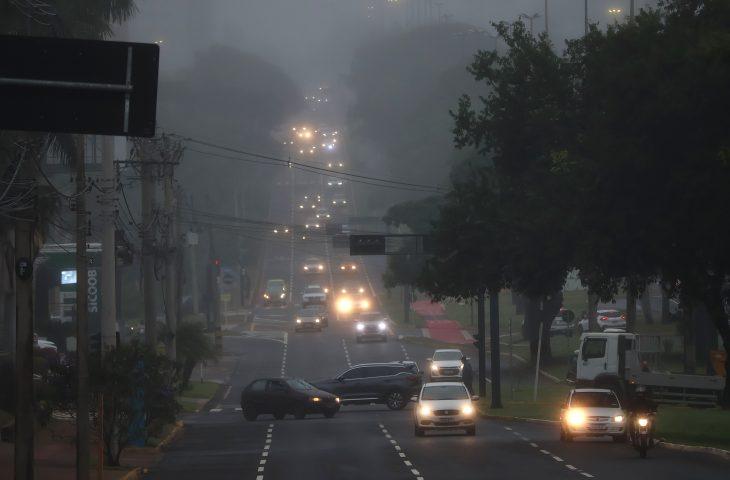 Fim de semana tem previsão de chuva, com tempestades pontuais no Estado.