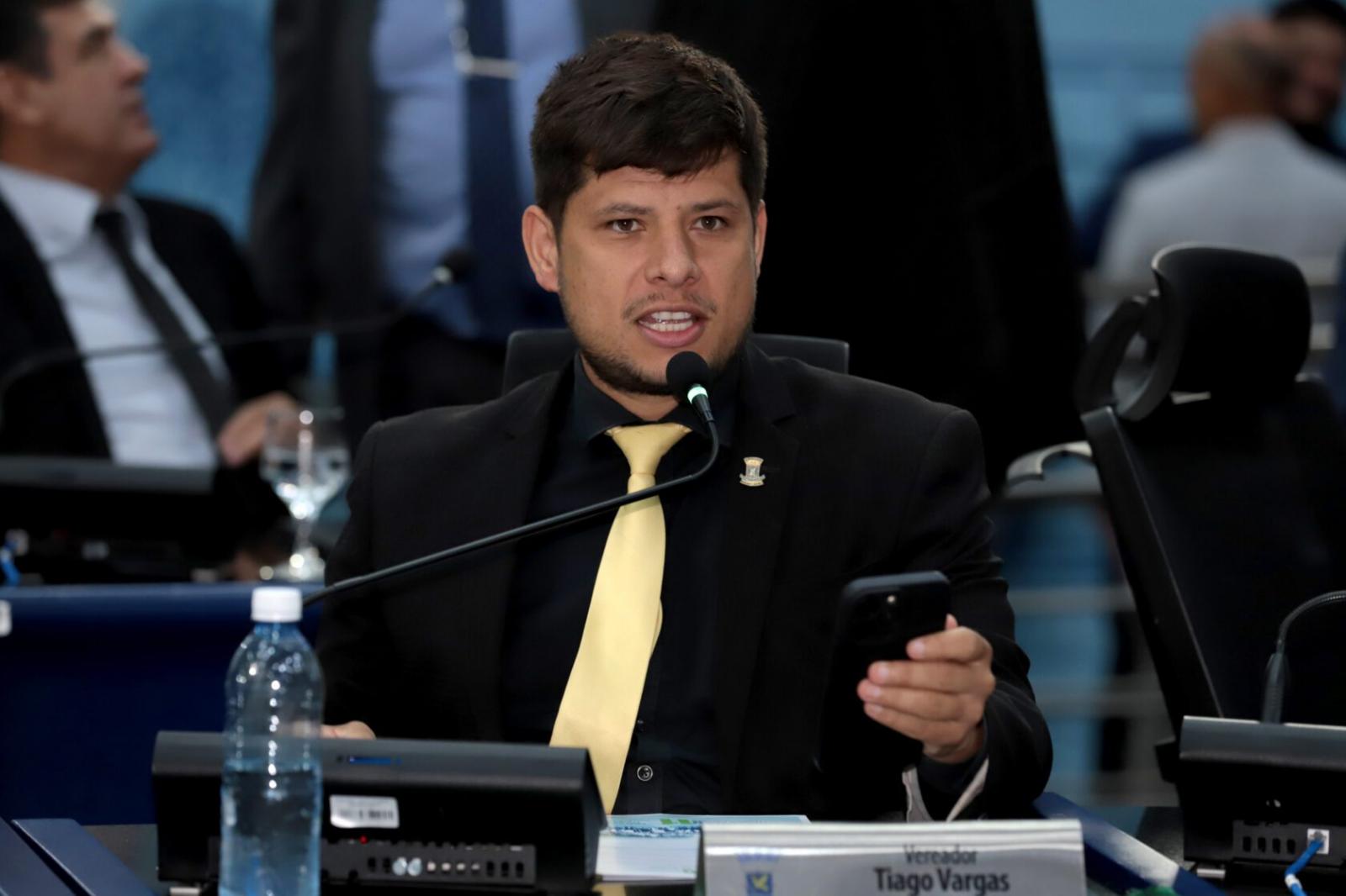 Justiça nega pedido de Tiago Vargas para anular processos que levavam à demissão da Polícia Civil.