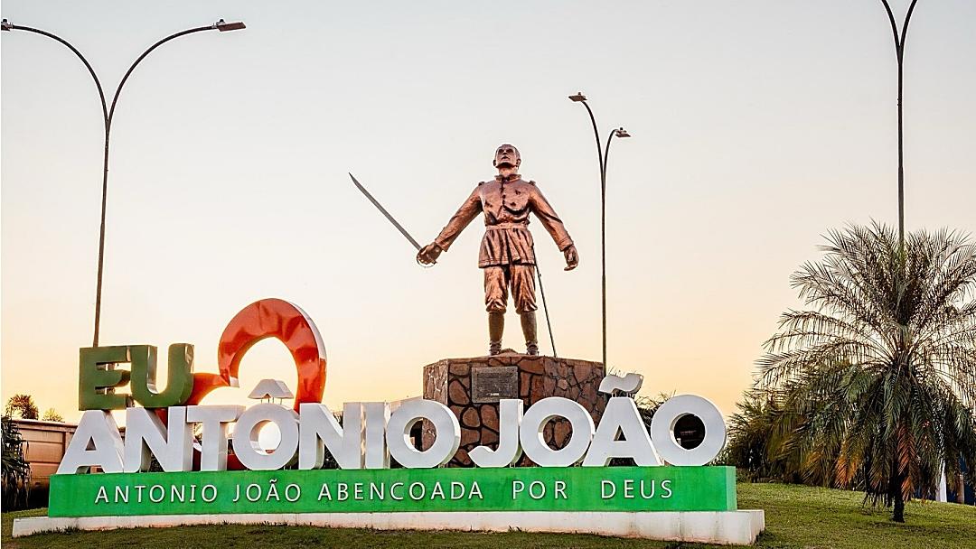 Liminar suspende licitação milionária para a compra de combustíveis em Antônio João.