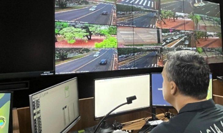 Telefone 190: perturbação do sossego e violência doméstica lideram ocorrências de novembro.