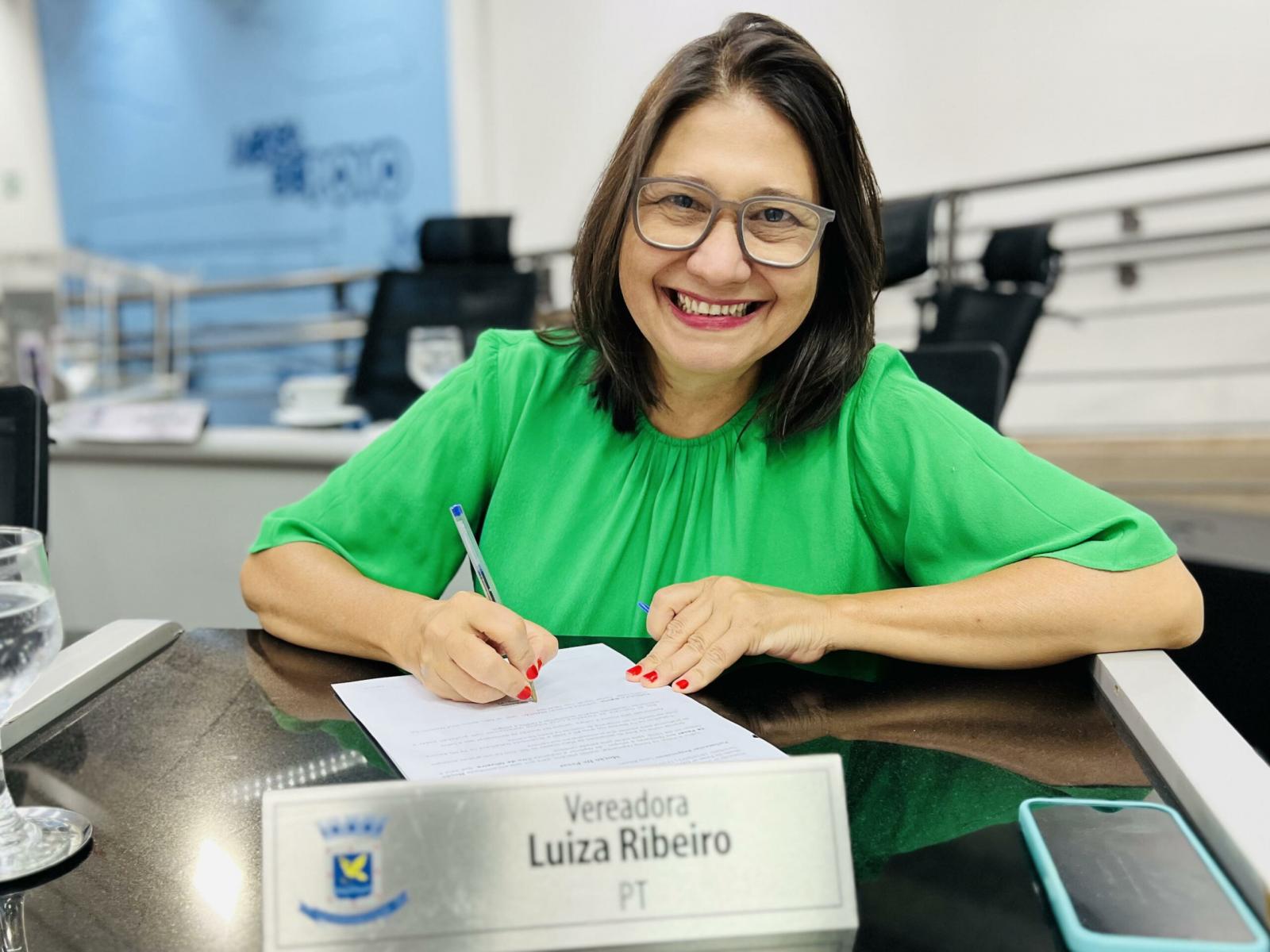 Luiza Ribeiro celebra 2ª secretaria em nova Mesa Diretora da Câmara: ‘com uma mulher após 8 anos’.