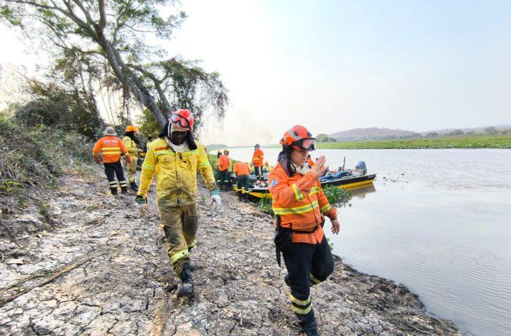 Com chuva abaixo da média e altas temperaturas, MS prepara ações de combate aos incêndios florestais.