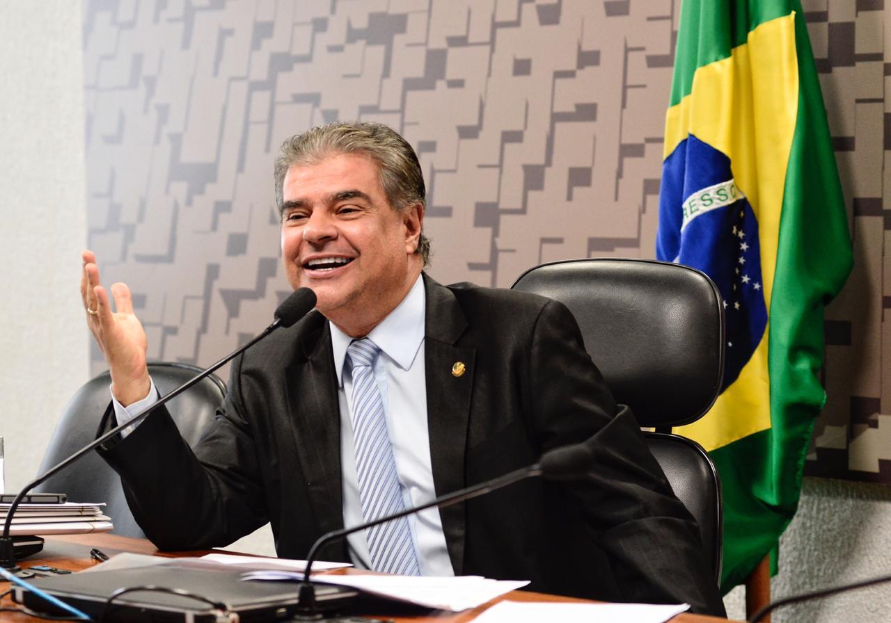 Nelsinho Trad  defende a não reciprocidade e pede comissão para negociar com os EUA.