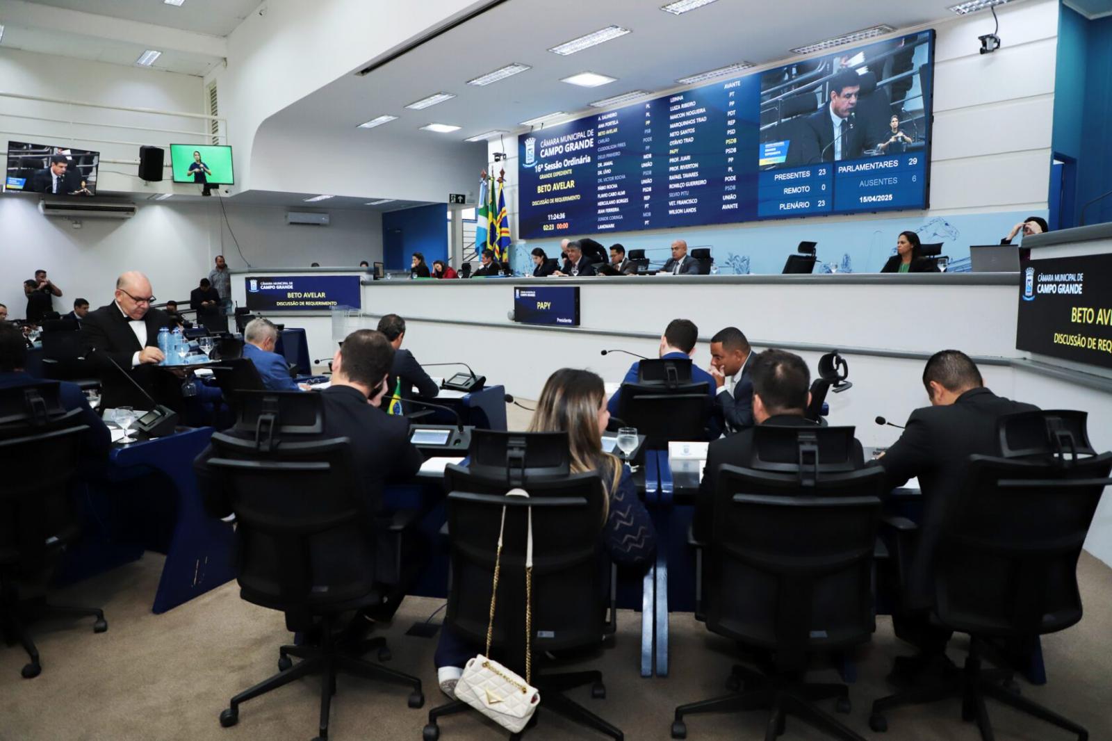 Aprovado projeto que proíbe Município de contratar shows que façam apologia ao crime.