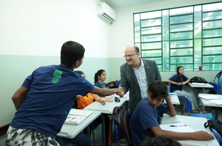 Com mais de R$ 19,8 milhões em investimentos, Governo de MS entrega reformas de escolas em Corumbá.
