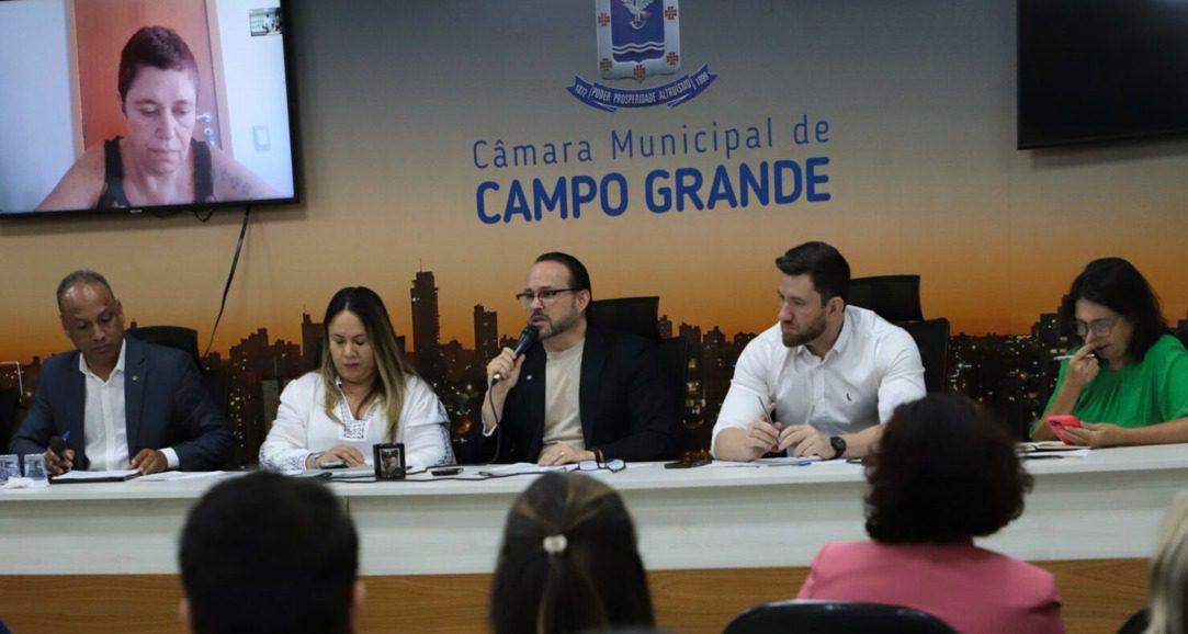 Em 1ª oitiva de CPI, engenheira destaca que contrato do transporte deve ser fiscalizado de forma permanente.