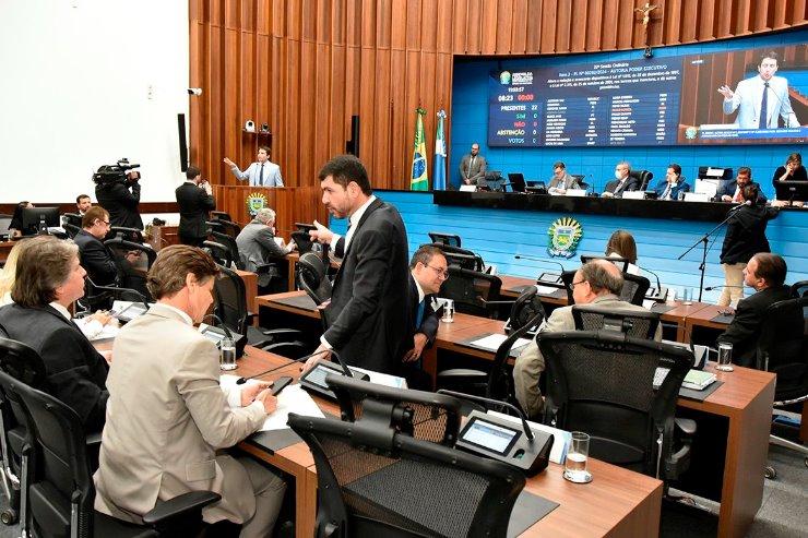 Ordem do Dia: Programa que incentiva autonomia feminina é aprovado.
