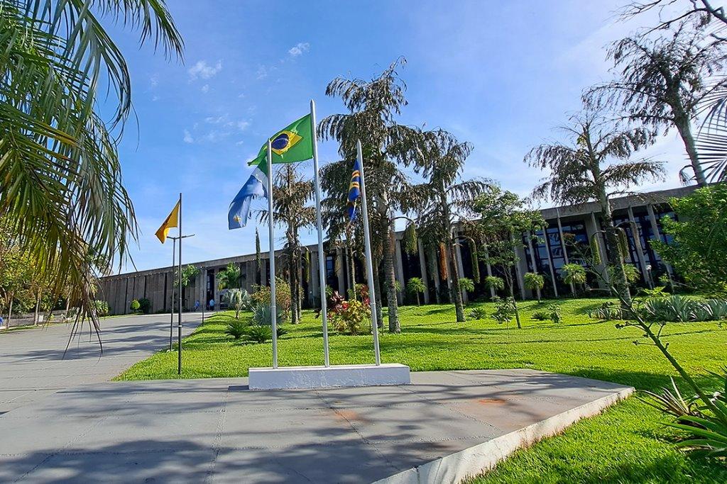Ato aplica revisão geral de 5,06% sobre remuneração dos servidores da ALEMS.