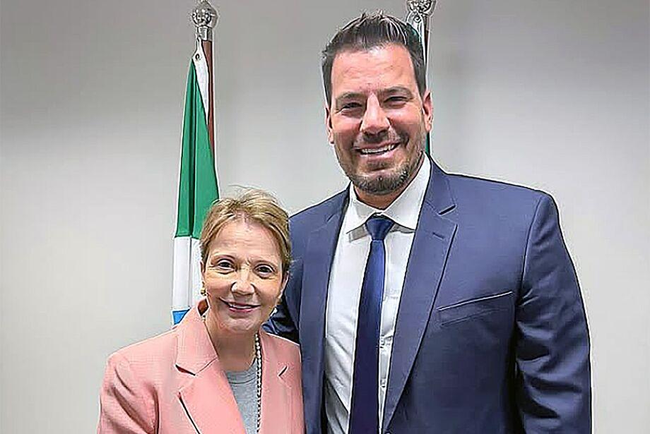 O Capitão Contar se aproxima da Senadora  Tereza de olho em concorrer a uma vaga ao Senado.