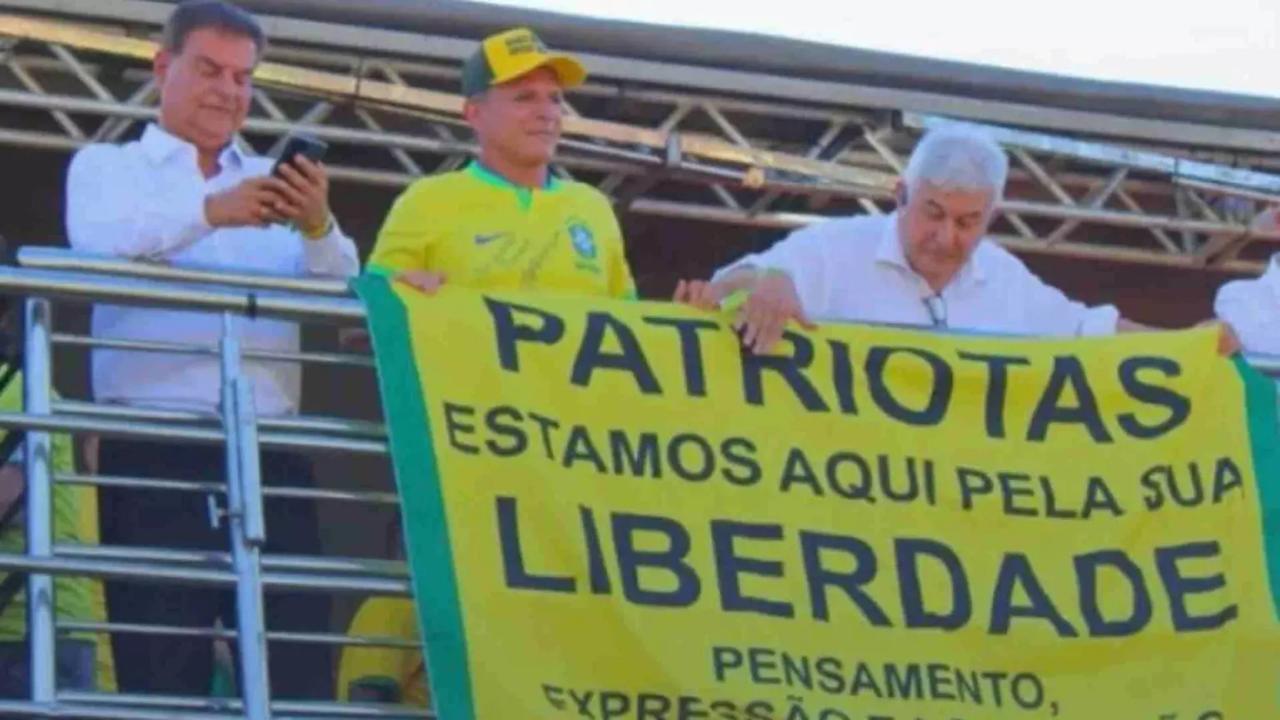 O Senador Nelsinho Trad não descarta trocar o PSD pelo PL do ex presidente Jair Messias  Bolsonaro, de olho na sua reeleição pode pular para o partido liberal PL.