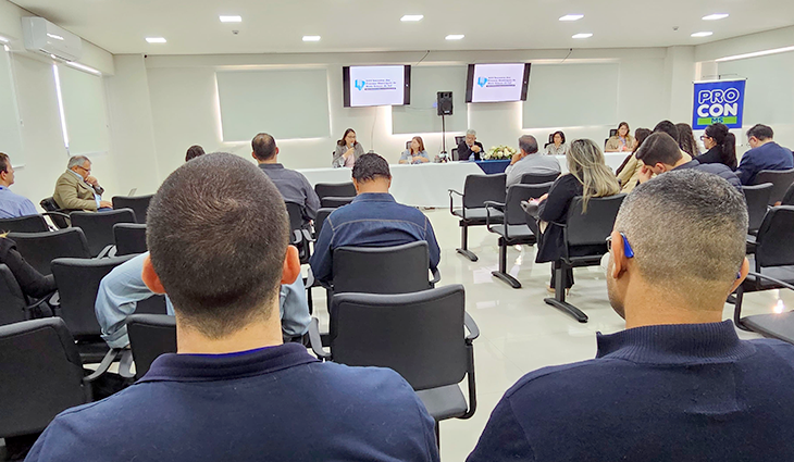 Campo Grande sedia XXV Encontro dos Procons Municipais de MS.