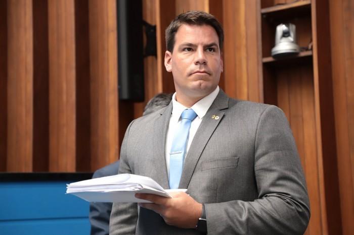 Filiação do Capitão Contar no PP esfria com exigência de concorrer ao Senado.