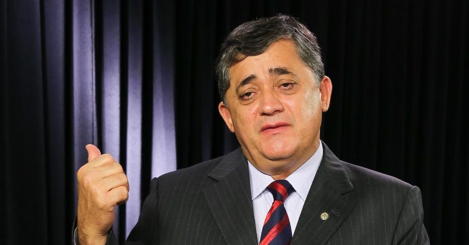 Líder do governo Lula  na Câmara defende tributação de títulos do mercado financeiro.
