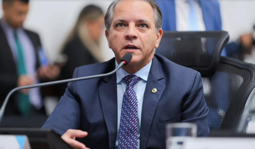 Coronel David critica operação da Polícia Federal contra Bolsonaro.