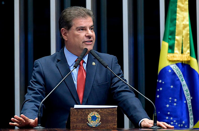 ‘É preciso separar questão política de consequência econômica’, diz Nelsinho sobre tarifaço de 50%.