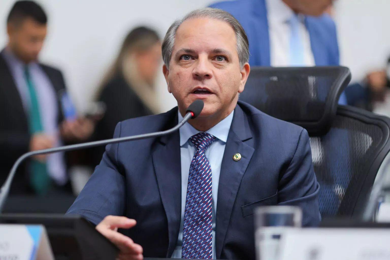 O Deputado  Coronel David  diz Lula optou pelo confronto sobre tarifa de 50% de Trump.