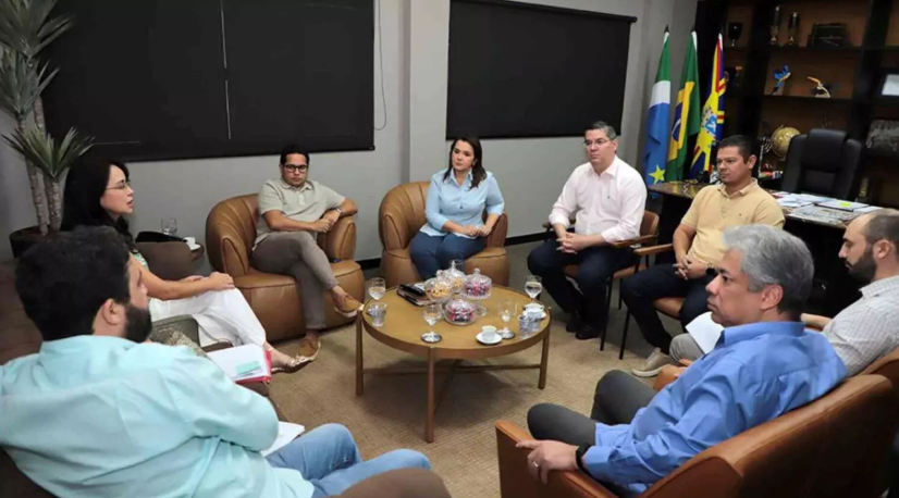 Prefeita Adriane Lopes e vereadores discutem áreas de investimentos em Campo Grande para 2026.