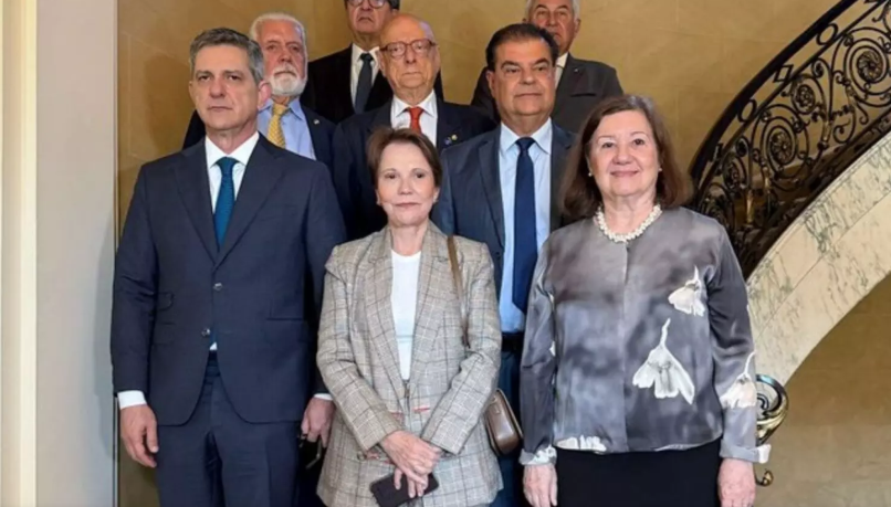 Senadores Nelsinho Trad e Tereza Cristina abrem diálogo estratégico nos EUA com embaixadora brasileira.