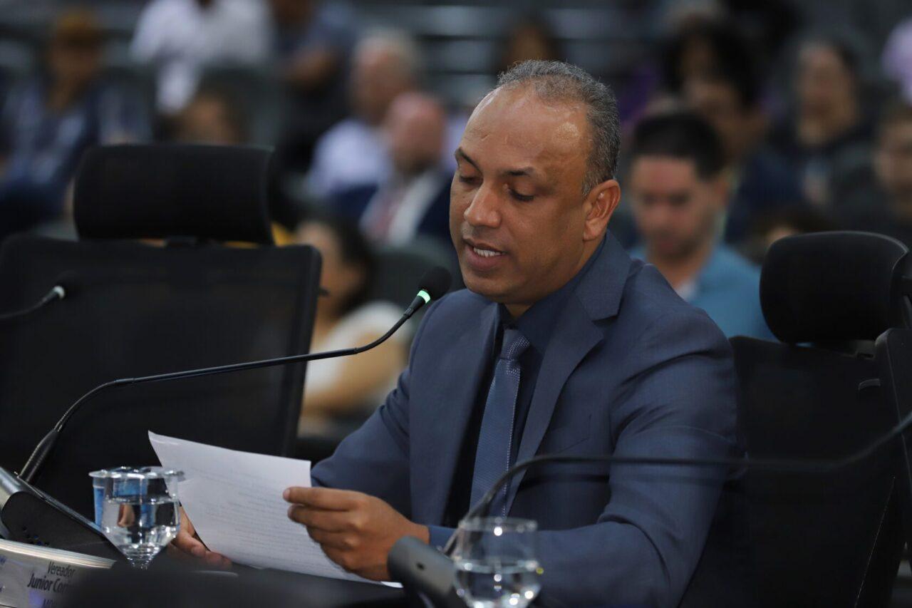 Vereador Junior Coringa presta contas das ações do primeiro semestre de 2025 e destaca avanços em diversas áreas.