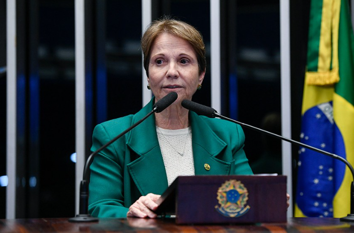A Senadora Tereza Cristina pede à Justiça para visitar o ex presidente Jair Messias Bolsonaro.
