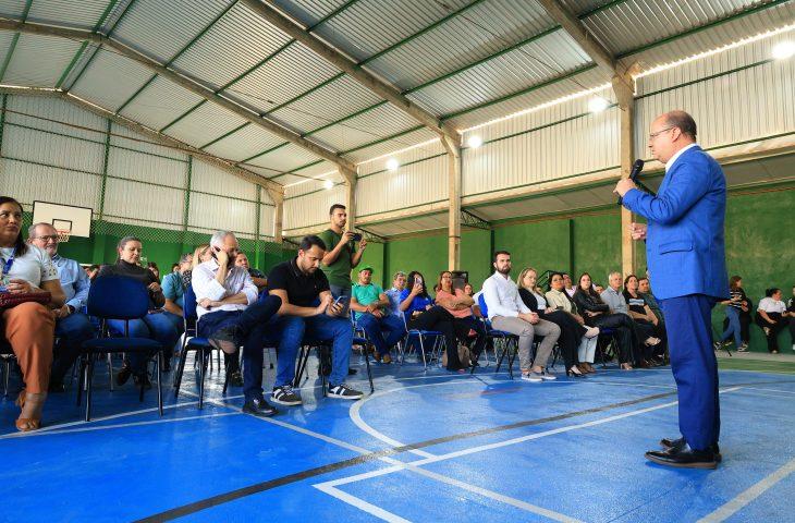 Governo de MS leva investimentos em educação e infraestrutura a Aparecida do Taboado.