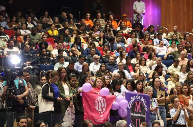MS amplia proteção a mulheres com municipalização de centros especializados em 12 municípios.