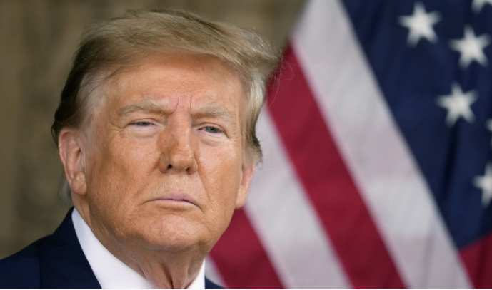 O Presidente dos Estados Unidos Donald Trump defende Bolsonaro e diz que Brasil é um dos 'piores parceiros comerciais' 