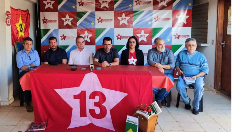 Por unanimidade, PT sai da base governista e entrega cargos ao Governador Eduardo Riedel.