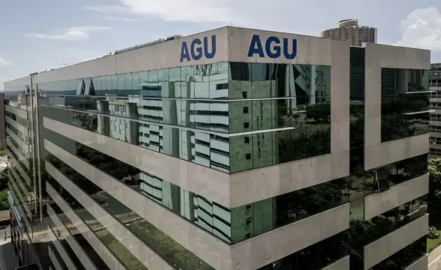 AGU vai ao STF para encerrar ações sobre base do PIS/Cofins que somam R$ 117,6 bi.