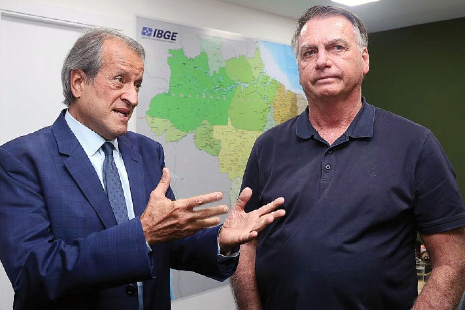 O presidente do PL Valdemar deixa nas mãos do Reinaldo Azambuja definição sobre candidaturas ao Senado.