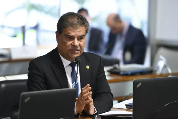 O Senador Nelsinho Trad tenta novo diálogo com assessores dos EUA sobre negociação do tarifaço.