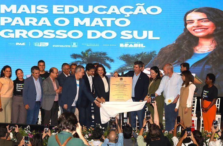 Governo de MS reforça compromisso com a educação e destaca avanço do Estado na alfabetização.