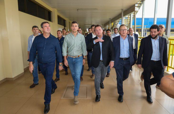 Modelo de gestão fiscal e econômica de MS ganha elogios de presidente do Paraguai e gigante do setor de carnes.