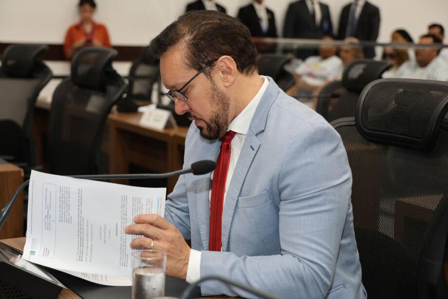 Presidente do TSE retira de pauta julgamento que pode cassar mandato de Lucas de Lima.