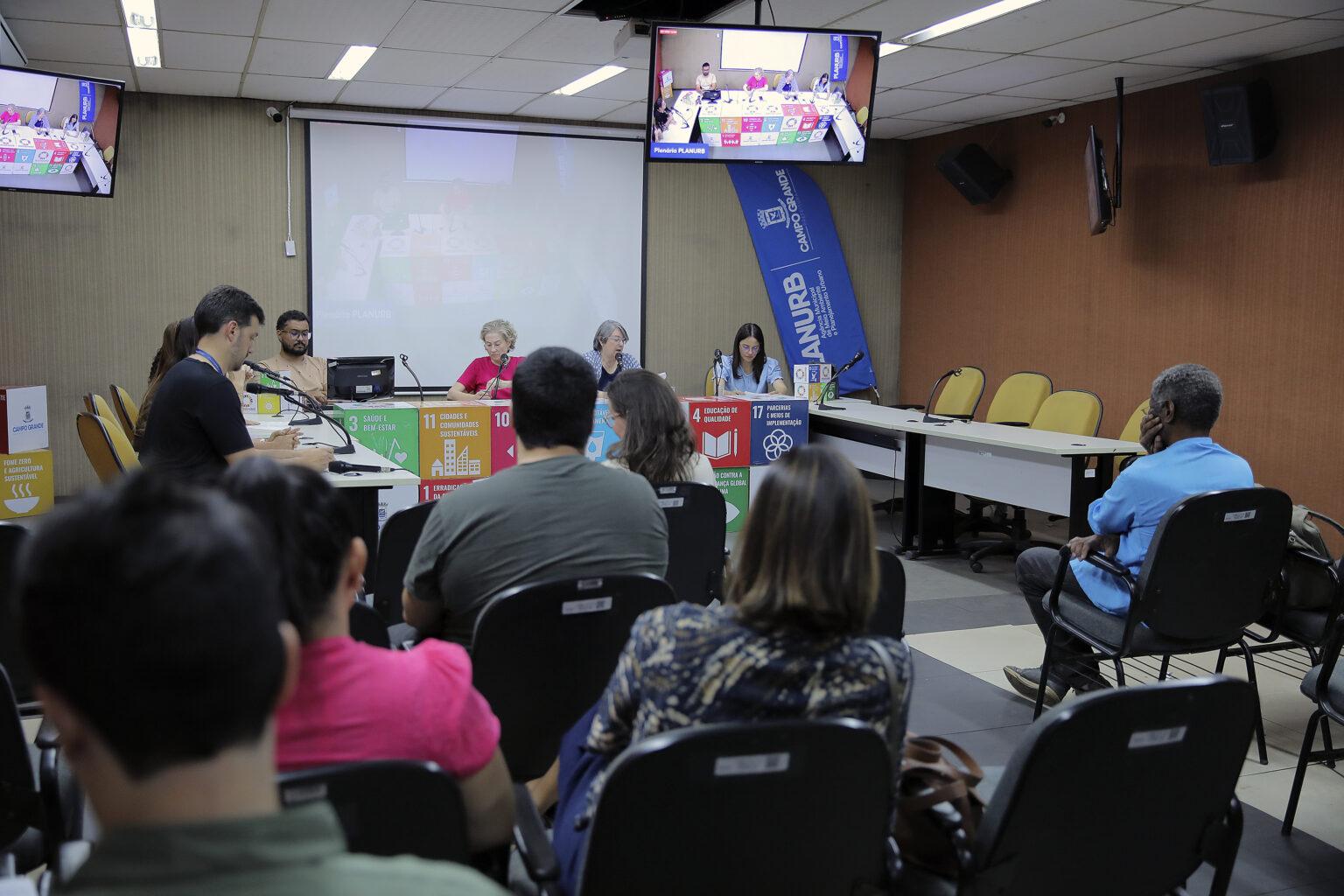 Planurb realiza audiências públicas sobre novos empreendimentos no Tarumã e Leblon.