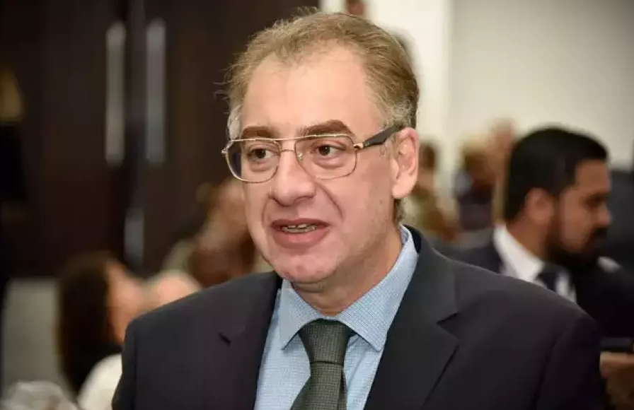 Após operação do Gaeco, o Deputado Neno Razuk diz que ‘declaração somente via advogados’.
