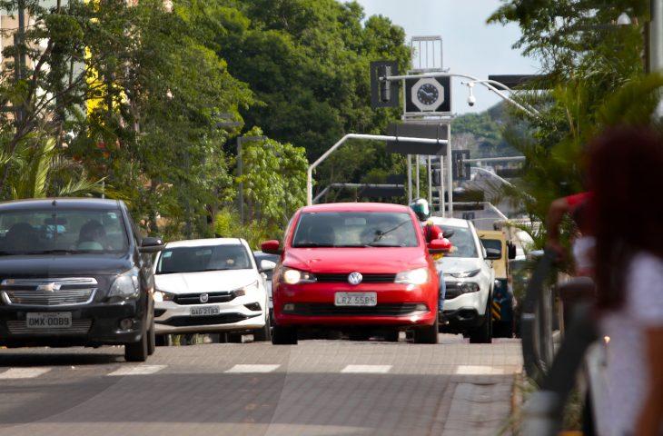 Proprietários de veículos em MS tem até o dia 5 de janeiro para garantir desconto de 15% no IPVA.