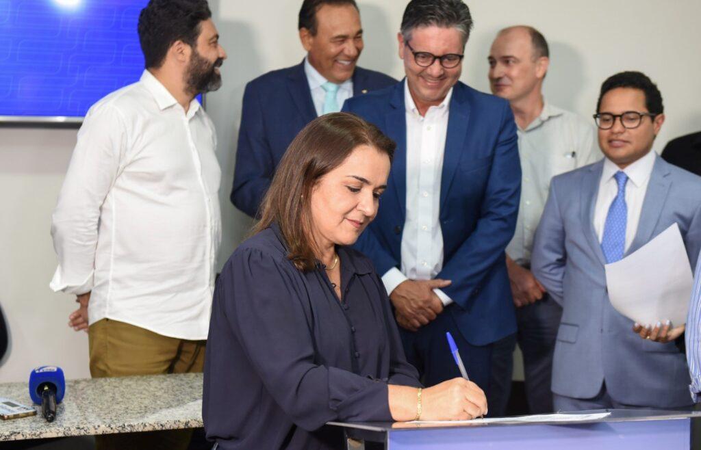A prefeita de Campo Grande Adriane Lopes moderniza Prodes para atrair novas empresas e ampliar investimentos. A prefeita de Campo Grande Adriane Lopes moderniza Prodes para atrair novas empresas e ampliar investimentos.