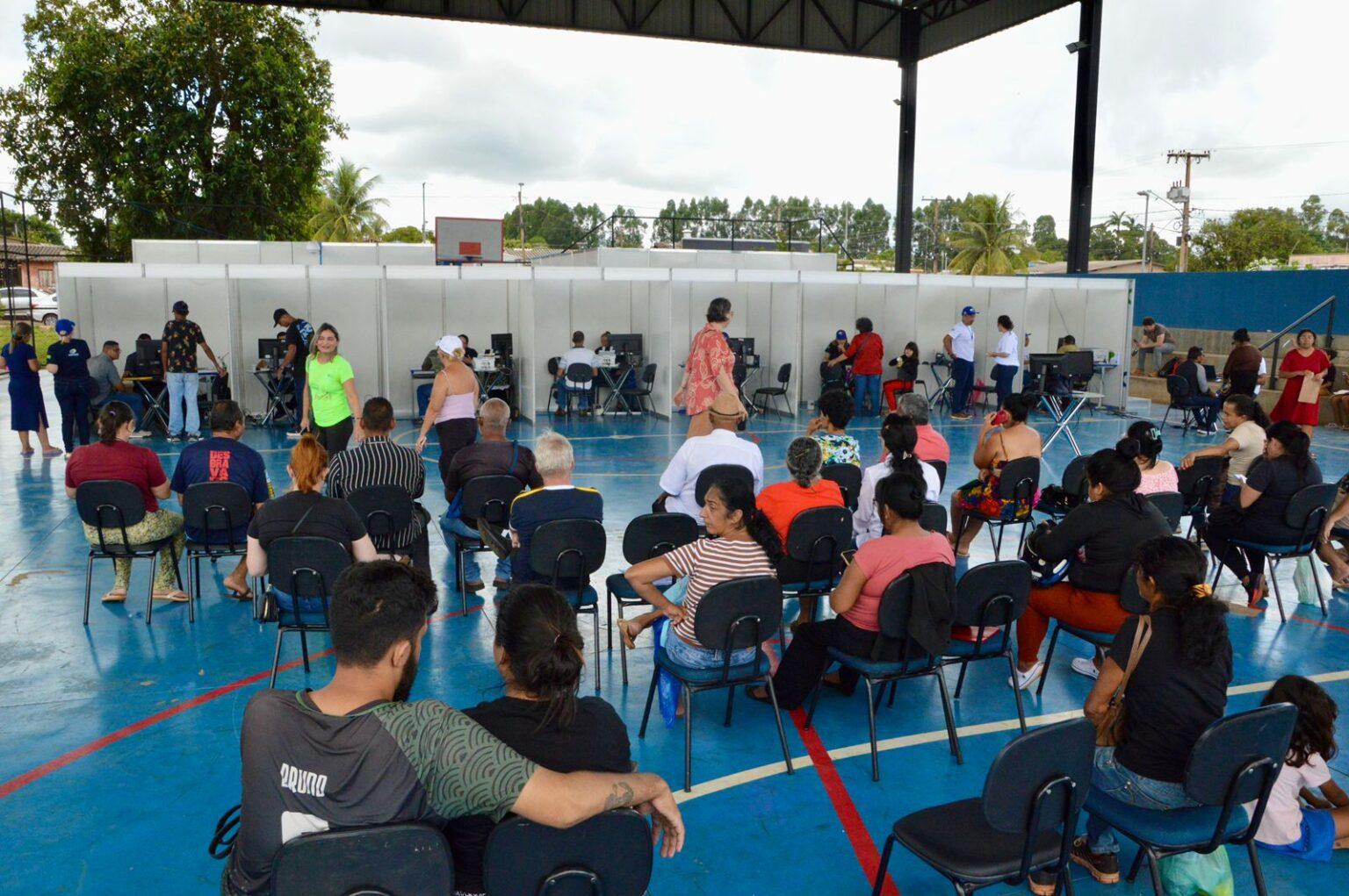 Ação Social reúne serviços públicos no Parque Lageado.
