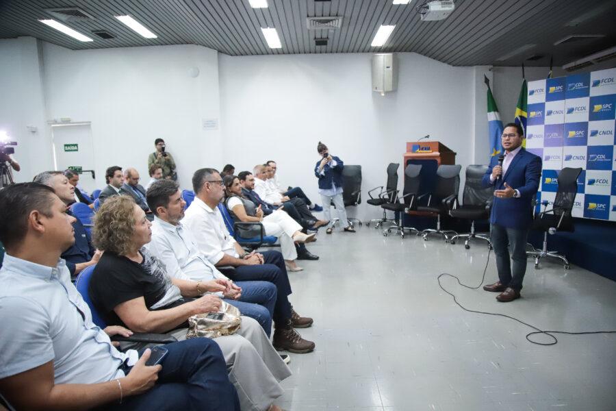 Em encontro com representantes do comércio, vereador Otávio Trad defende valorização do centro.