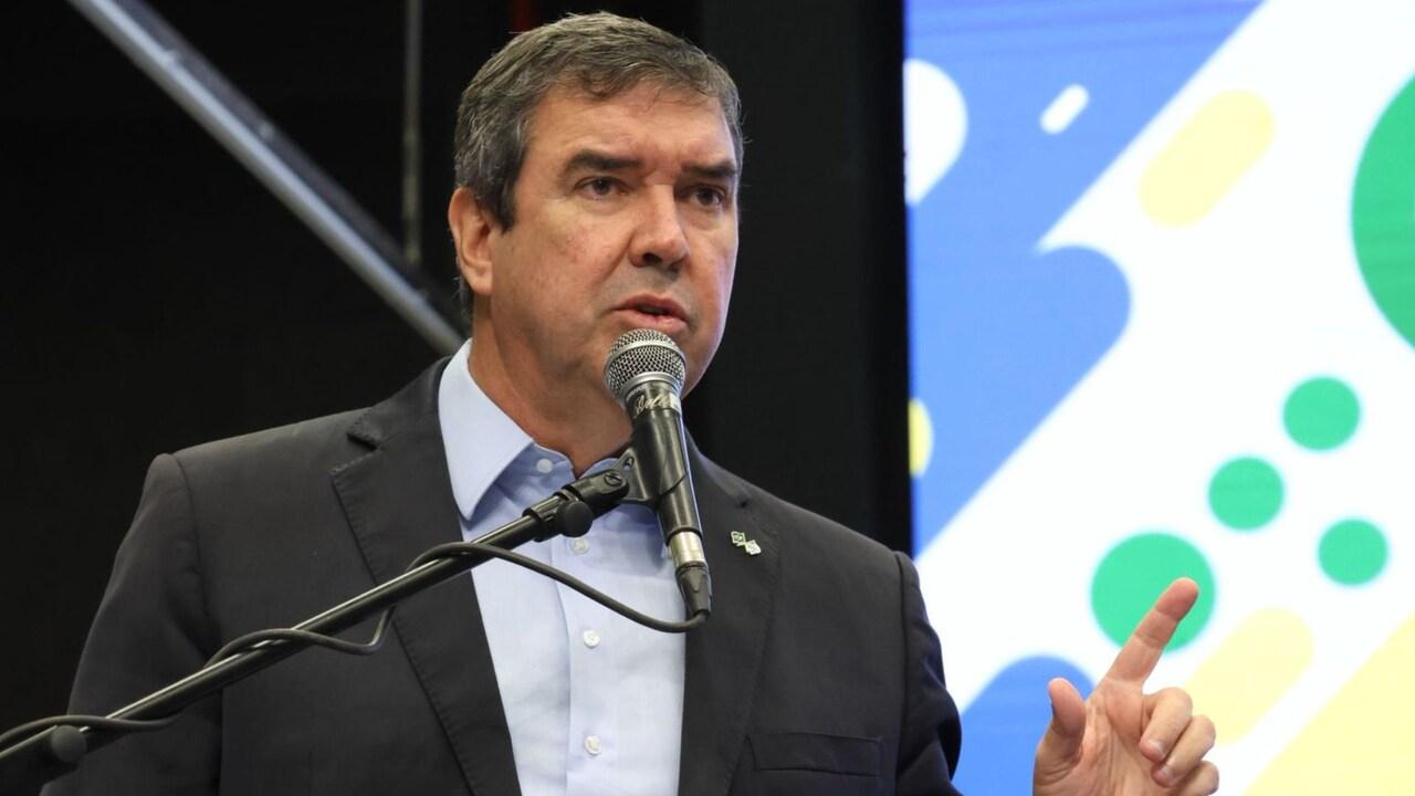 O governador Eduardo Riedel e secretários participam da 1ª reunião estratégica de 2026 em Ponta Porã.