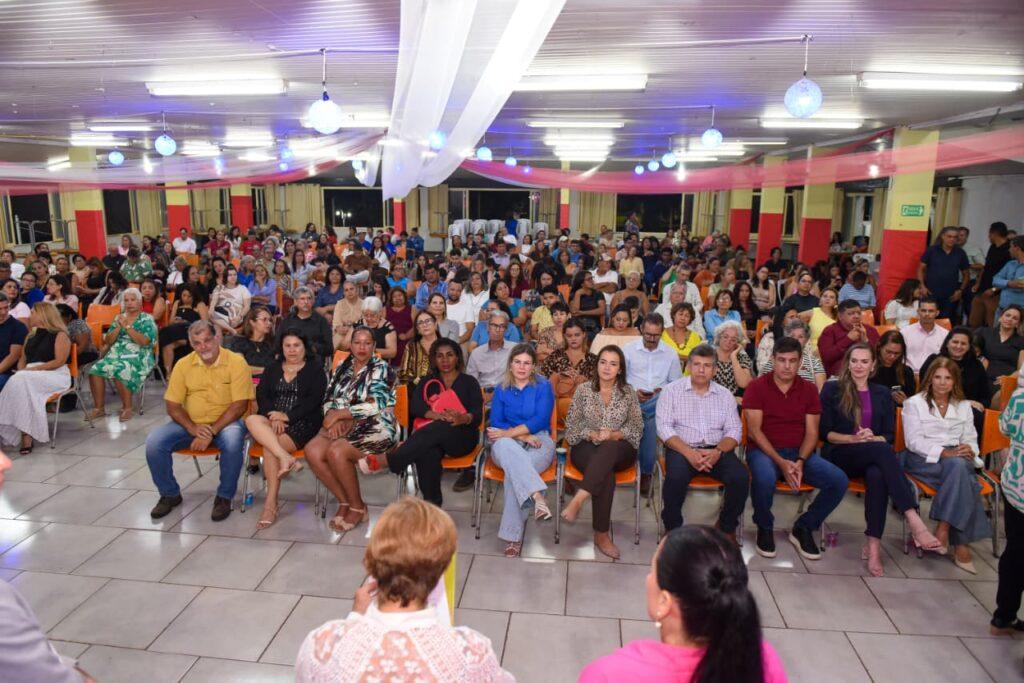Líderes comunitárias são homenageadas em alusão ao dia da mulher. Líderes comunitárias são homenageadas em alusão ao dia da mulher.