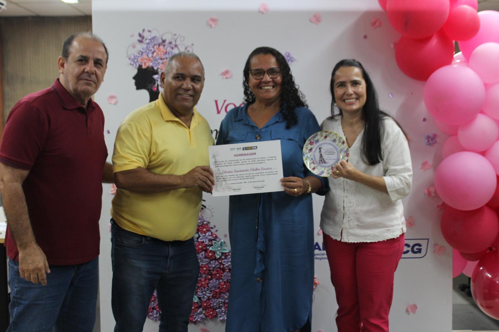 “Dia da Mulher Comunitária: A Força que Move Campo Grande”. “Dia da Mulher Comunitária: A Força que Move Campo Grande”.