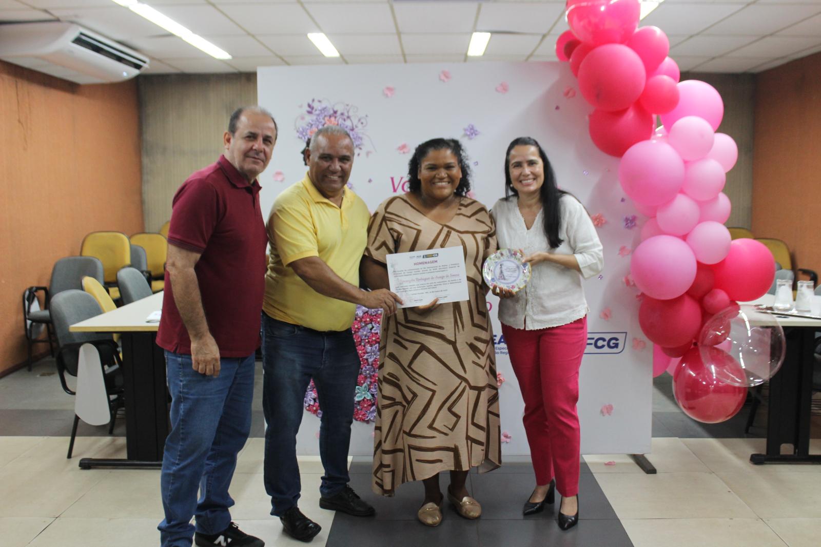 “Dia da Mulher Comunitária: A Força que Move Campo Grande”. “Dia da Mulher Comunitária: A Força que Move Campo Grande”.