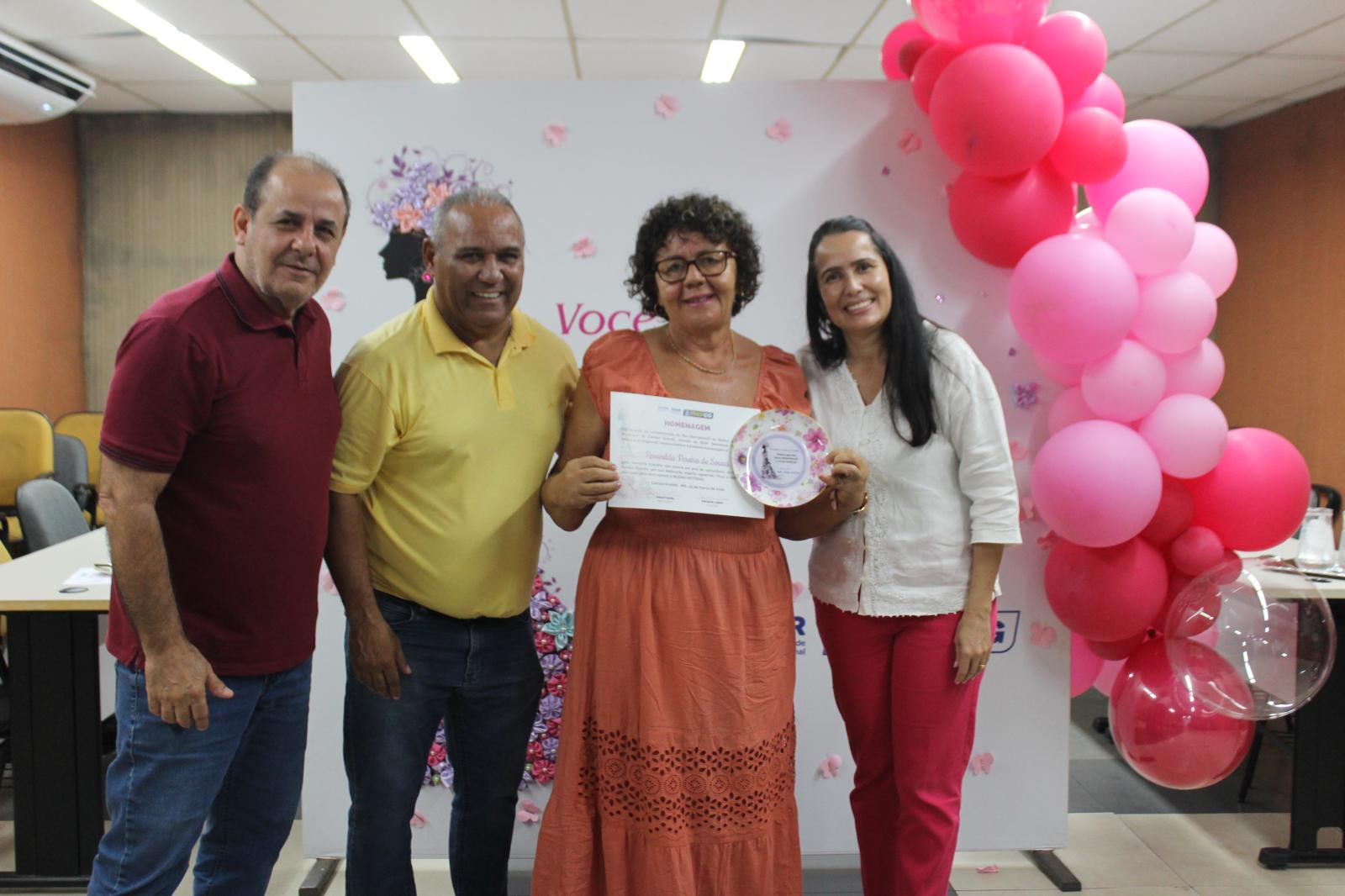 “Dia da Mulher Comunitária: A Força que Move Campo Grande”. “Dia da Mulher Comunitária: A Força que Move Campo Grande”.