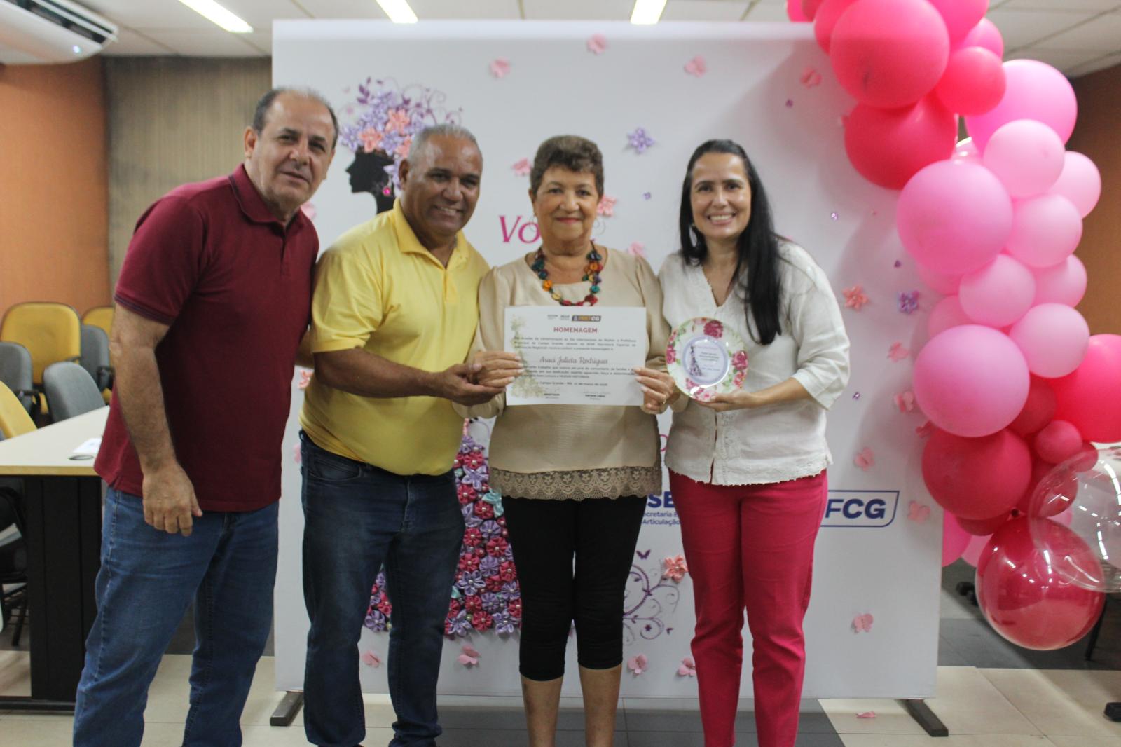 “Dia da Mulher Comunitária: A Força que Move Campo Grande”. “Dia da Mulher Comunitária: A Força que Move Campo Grande”.