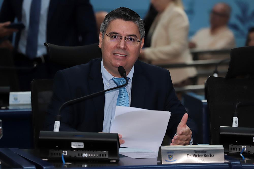 Dr. Victor Rocha defende diálogo com Conselho e propõe audiência pública sobre a saúde em Campo Grande.